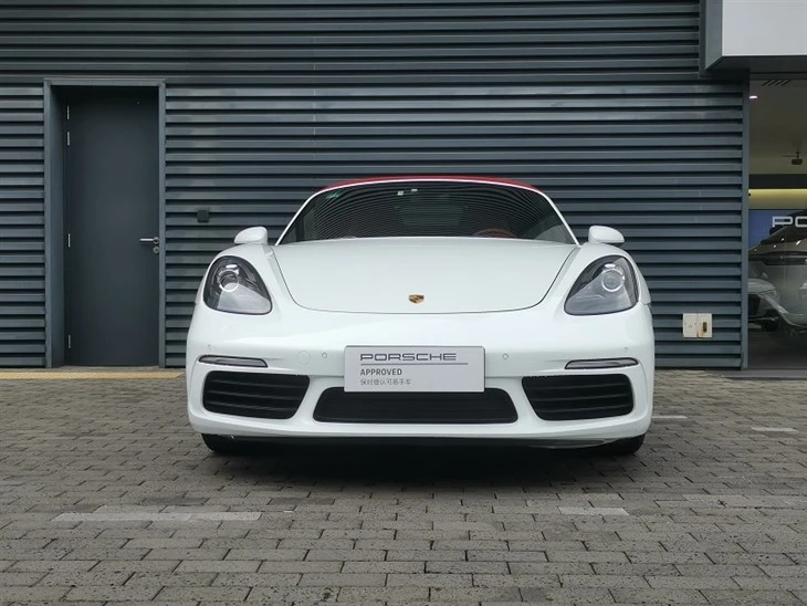 Porsche 718 Boxster 2.00T uit 2018