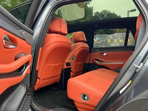 7 7